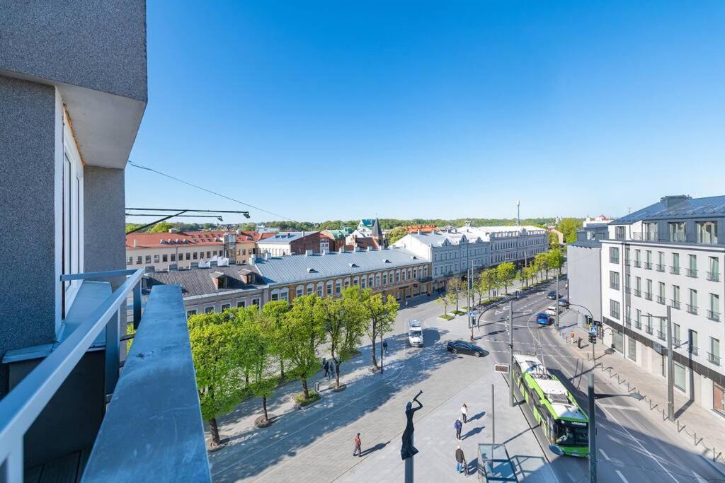 Central 2 Bd Apartment By Hostlovers Kaunas Exterior foto