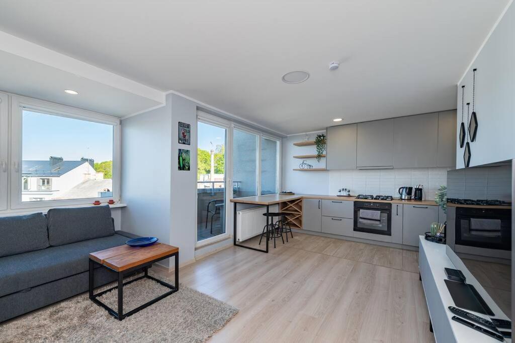 Central 2 Bd Apartment By Hostlovers Kaunas Exterior foto